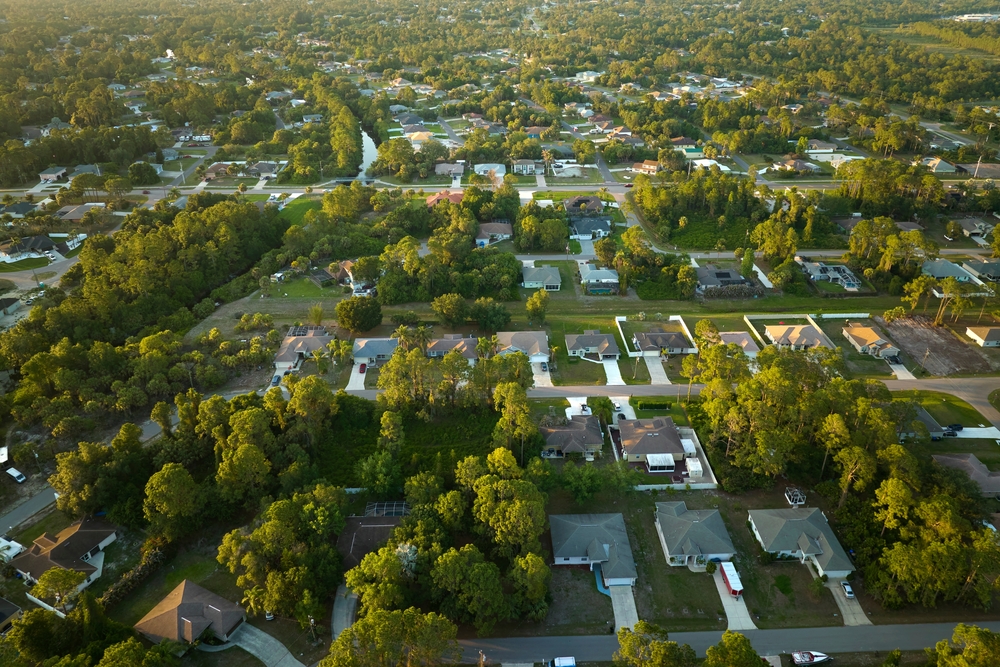 Aerial view of suburban Florida neighborhood