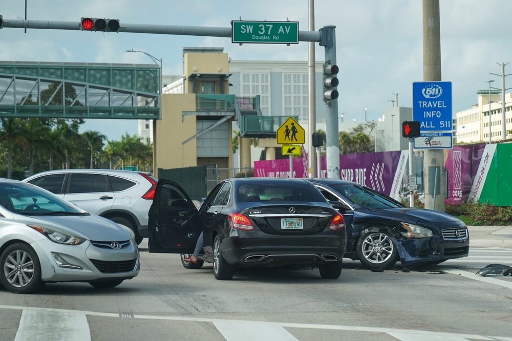 car accident in a Miami intersection